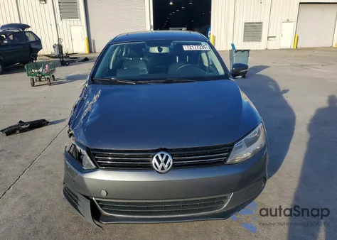 2014 Volkswagen Jetta Se z USA, uszkodzony, nr VIN 3VWD07AJ2EM434116